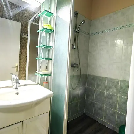 Mitoyenne Charmante Avec Piscine, 6 Pers., Parking Privatif - Fr-1-607-27 * Agde