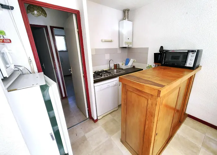 Casa de Férias Mitoyenne Charmante Avec Piscine, 6 Pers., Parking Privatif - Fr-1-607-27 Agde