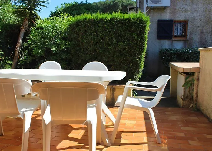 Mitoyenne Charmante Avec Piscine, 6 Pers., Parking Privatif - Fr-1-607-27 Casa de Férias